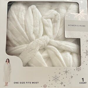 Women's Plush White Robe